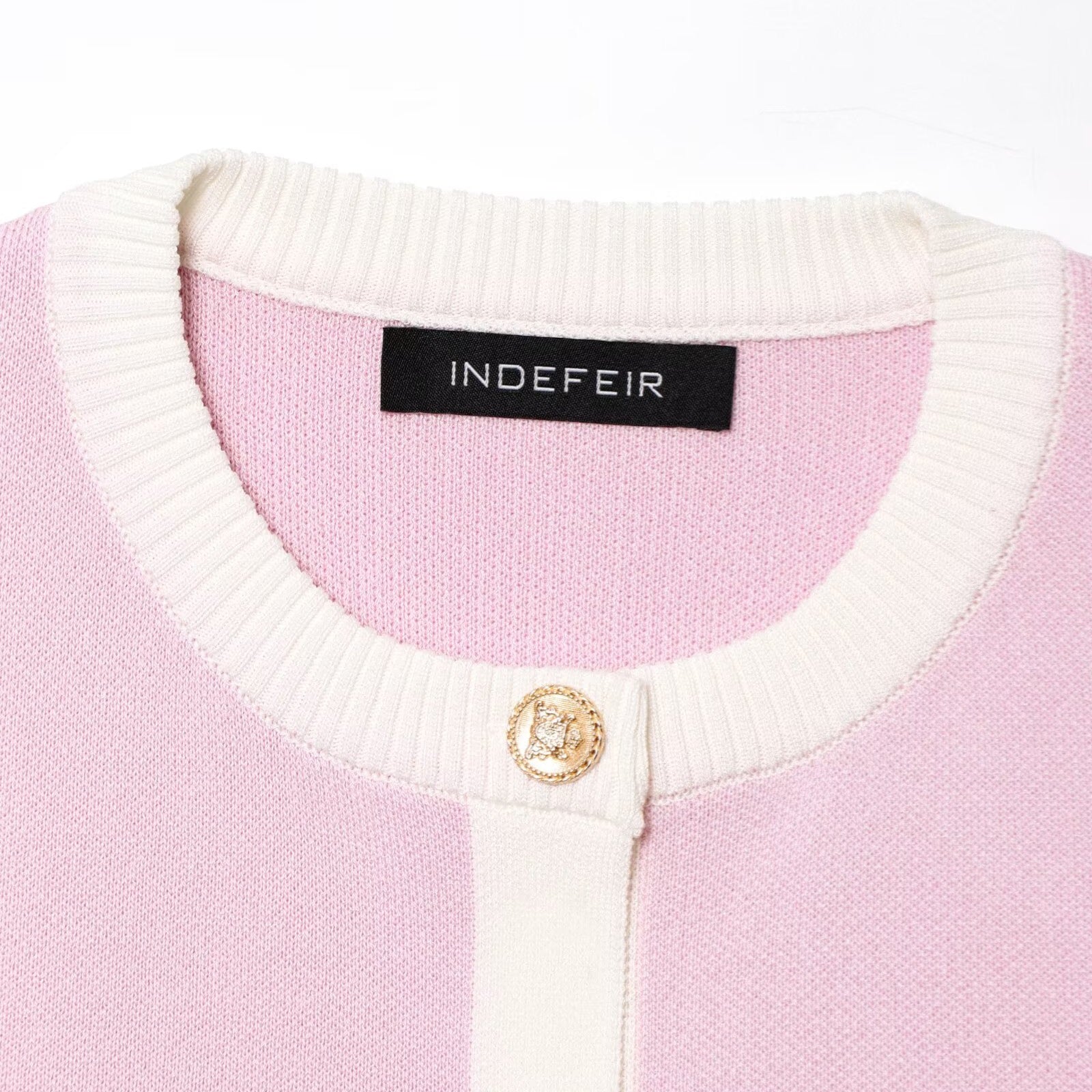 Cardigan en maille rose